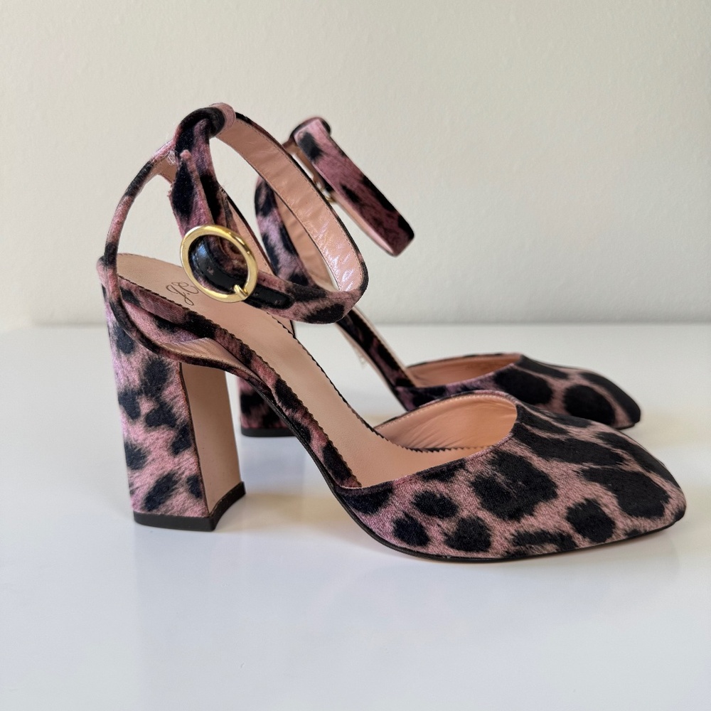 NIB J. CREW Vicky Harlow Ankle Strap Pump Women's Size 7.5 Leopard Velvet Rose